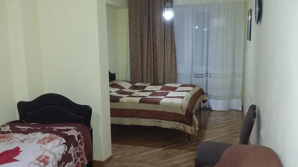 באטומי Nellie'S Apartment 0*,
